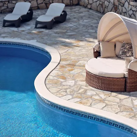 Kallisto - Karousa Villas Zakynthos
