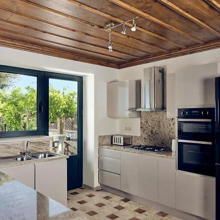 Kallisto - Karousa Villas Zakynthos Villa *